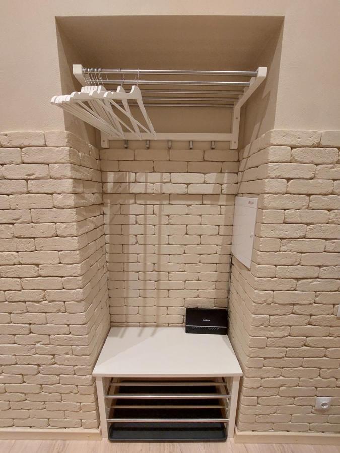 Cosy One Seperate Bedroom Apartment In City Center, Perfect For Family Trip. リガ エクステリア 写真