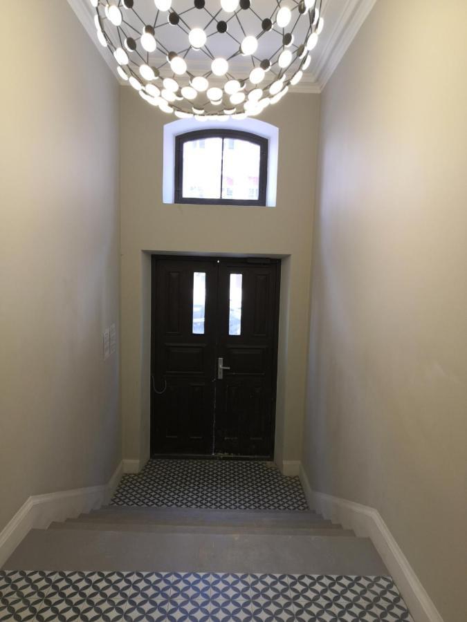 Cosy One Seperate Bedroom Apartment In City Center, Perfect For Family Trip. リガ エクステリア 写真